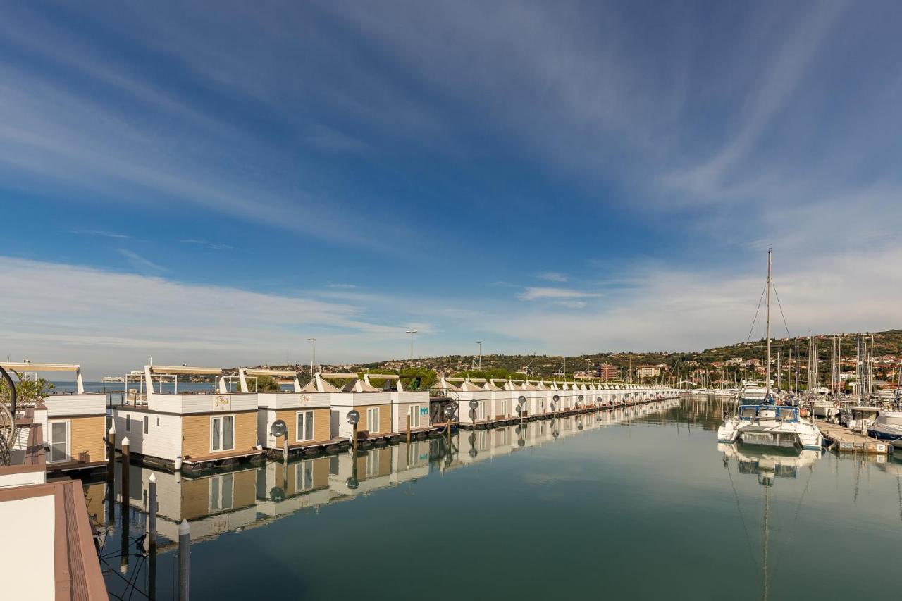 Ferienwohnung Floating Sea House Gong Portorož Exterior foto